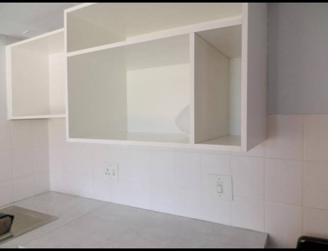 1 BEDROOM PROPERTY TO RENT IN FERNDALE